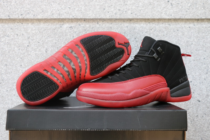 Super Max Perfect Jordan 12 Flu Game(with original carbon fiber)