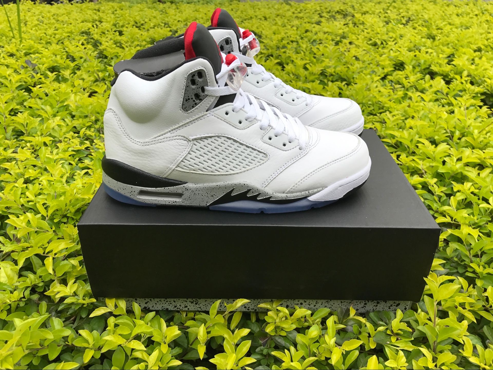 Super Max Perfect Jordan 5 White Cement