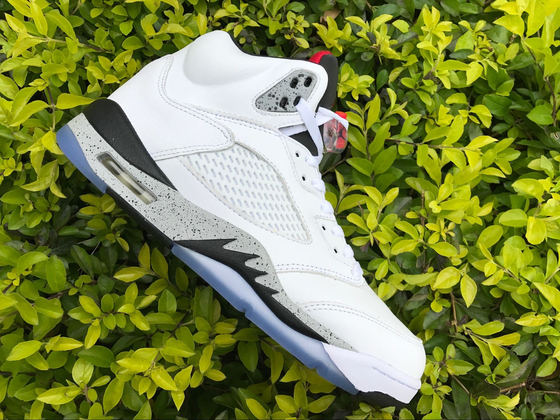 Super Max Perfect Jordan 5 White Cement