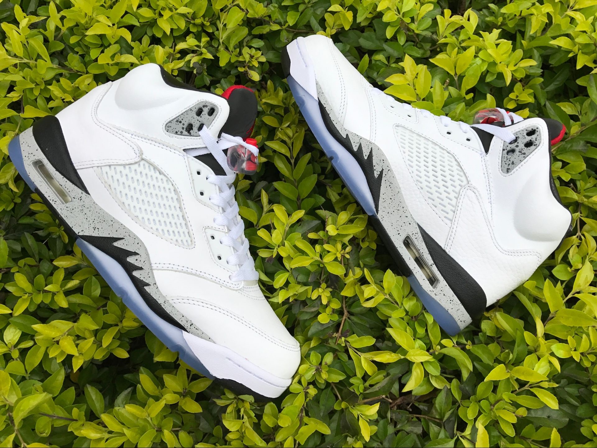 Super Max Perfect Jordan 5 White Cement