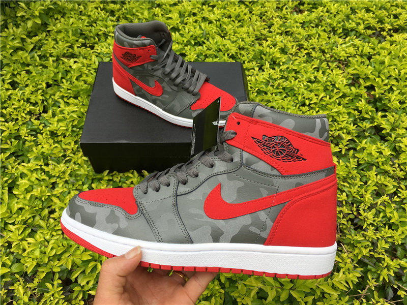 Super Max Perfect Air Jordan 1-023