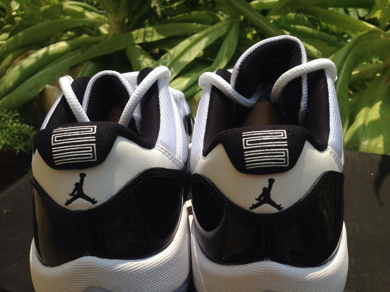 Super Max Perfect Air Jordan 11 Low “Concord”(with original carbon fiber)