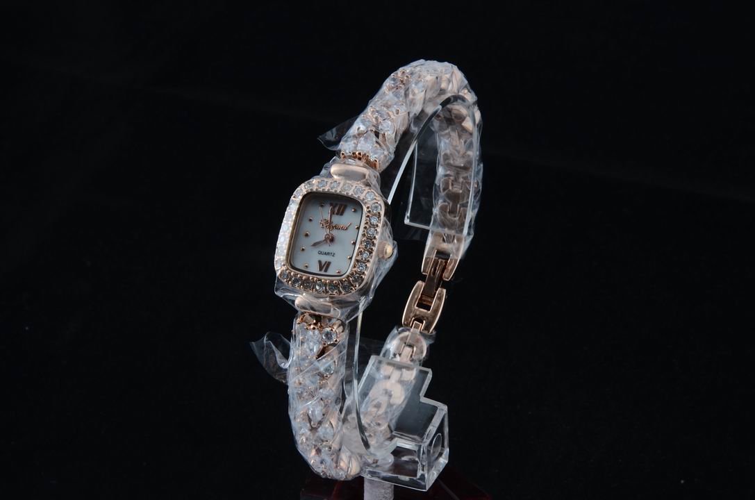 Chopard Women Watches-020