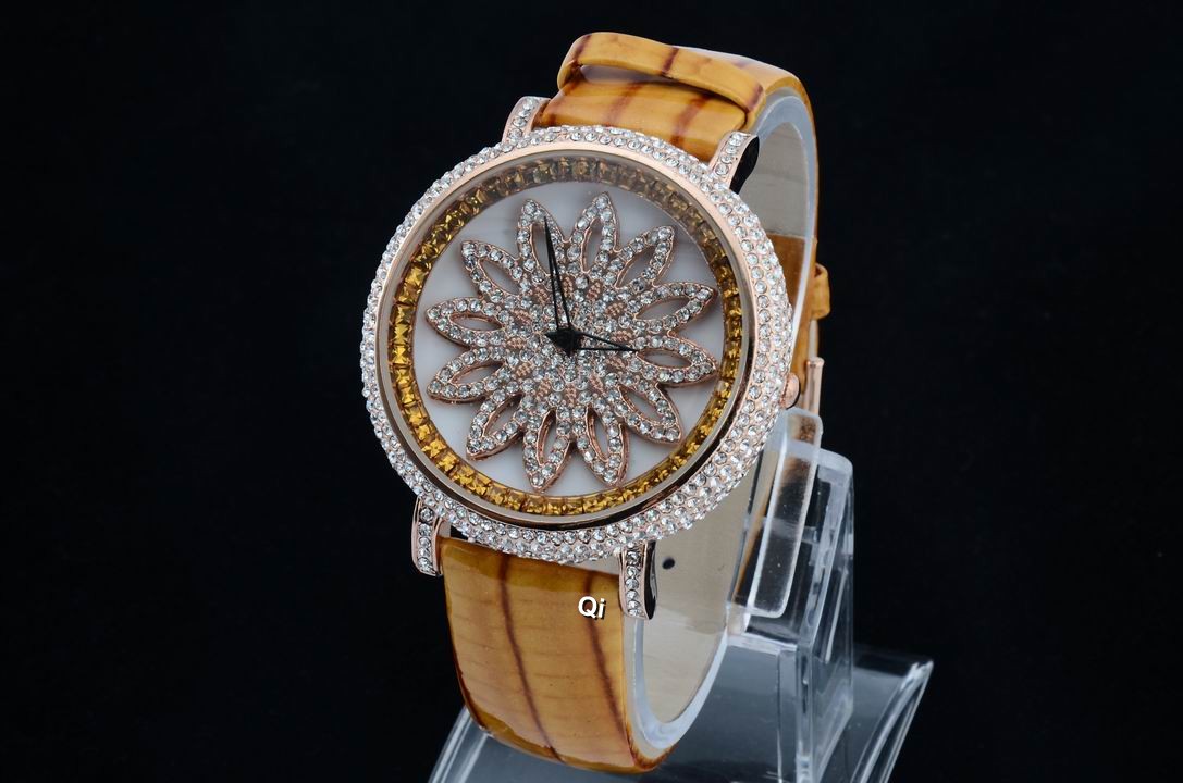 Chopard Women Watches-047