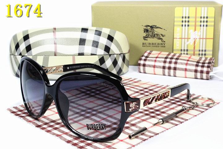 Burberry Sunglasses AAA-024