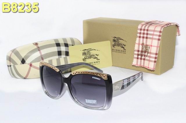 Burberry Sunglasses AAA-031