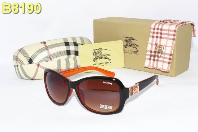 Burberry Sunglasses AAA-044