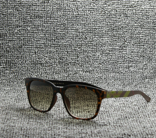 Burberry Sunglasses AAA-097