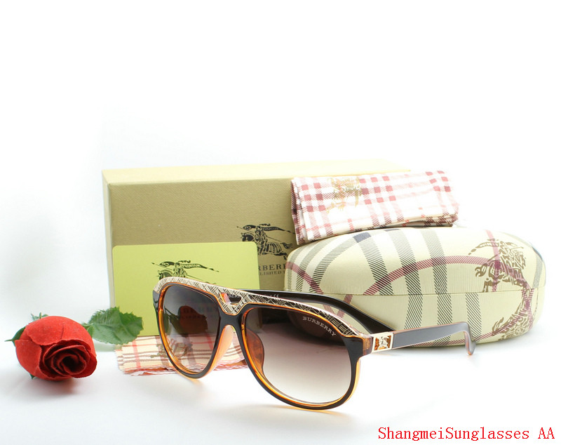 Burberry Sunglasses AAA-121