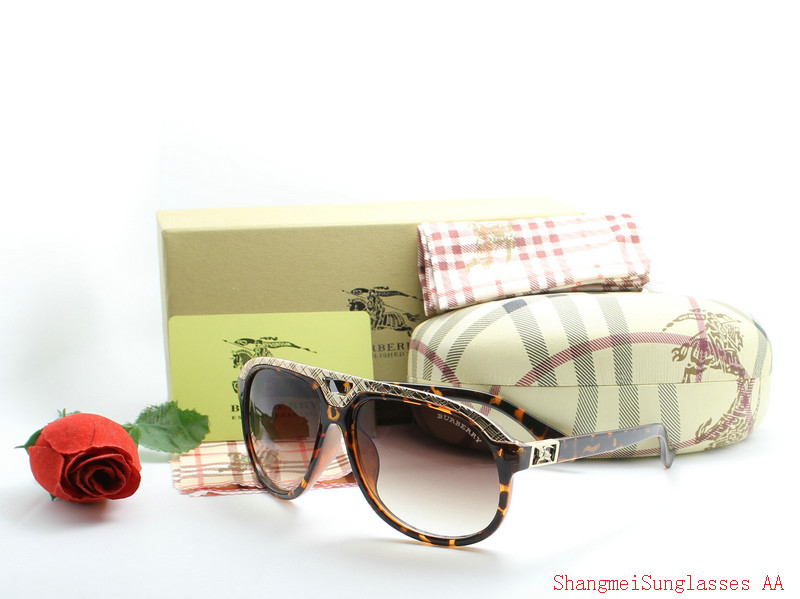 Burberry Sunglasses AAA-122