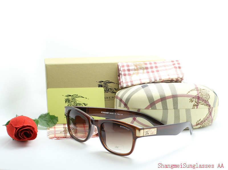 Burberry Sunglasses AAA-132