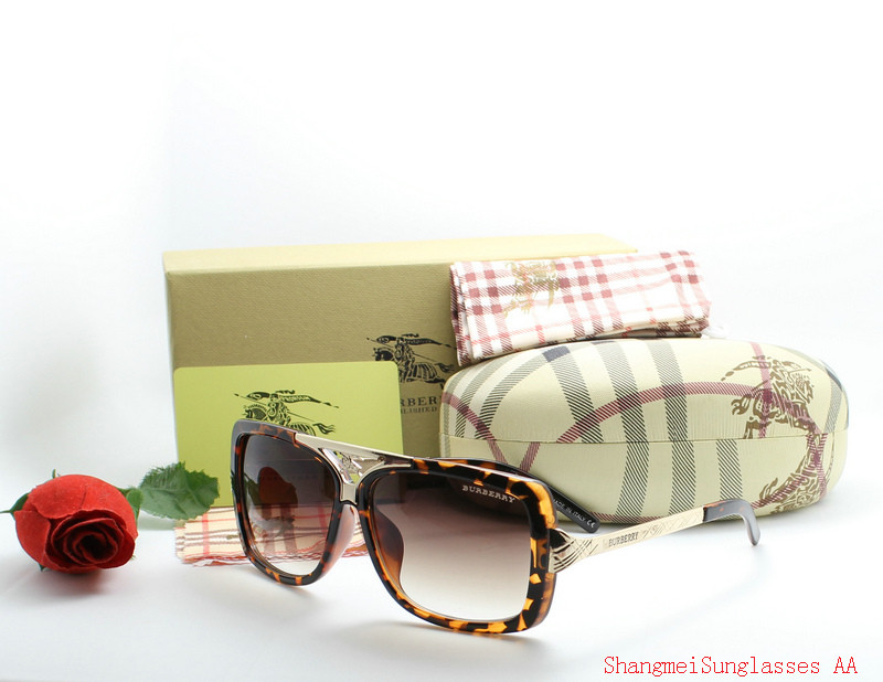 Burberry Sunglasses AAA-133