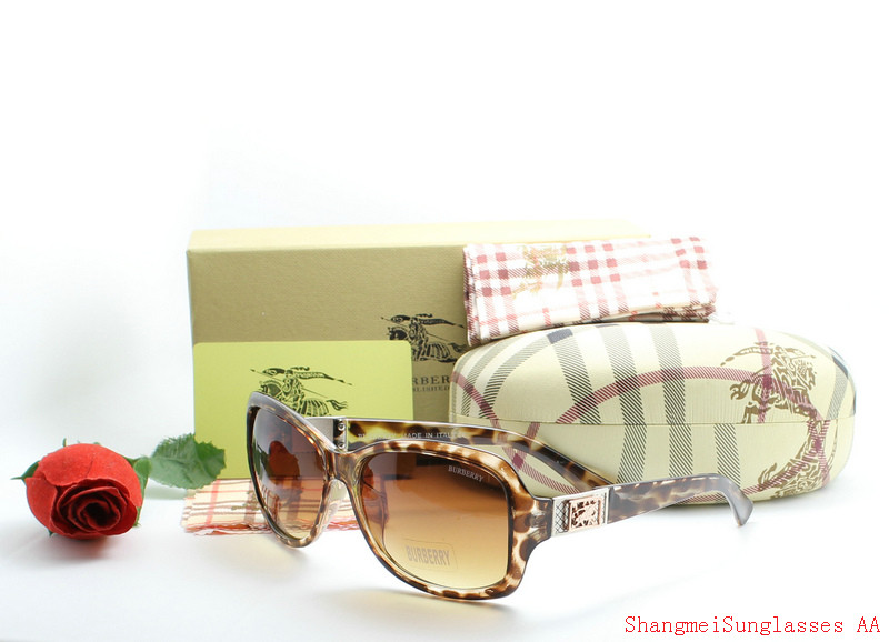 Burberry Sunglasses AAA-138