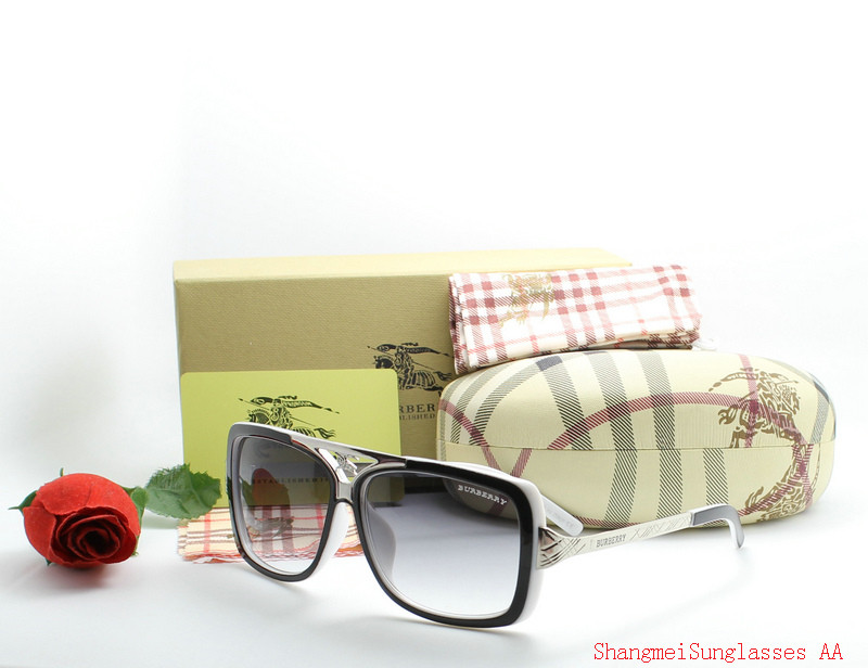 Burberry Sunglasses AAA-140