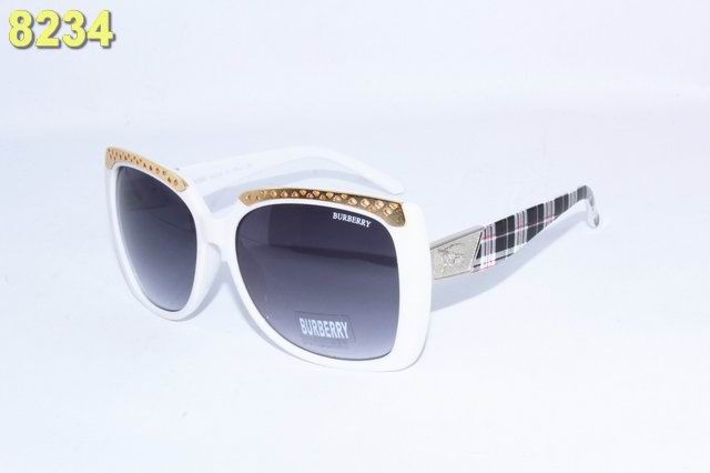 Burberry Sunglasses AAA-163