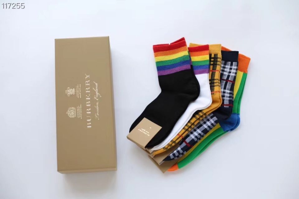 Burberrys Socks-001