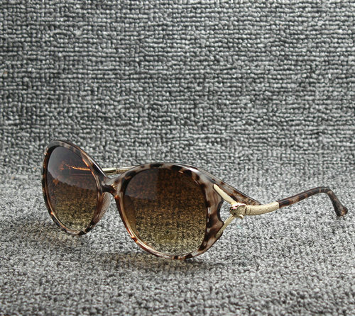 Cartier Sunglasses AAA-076