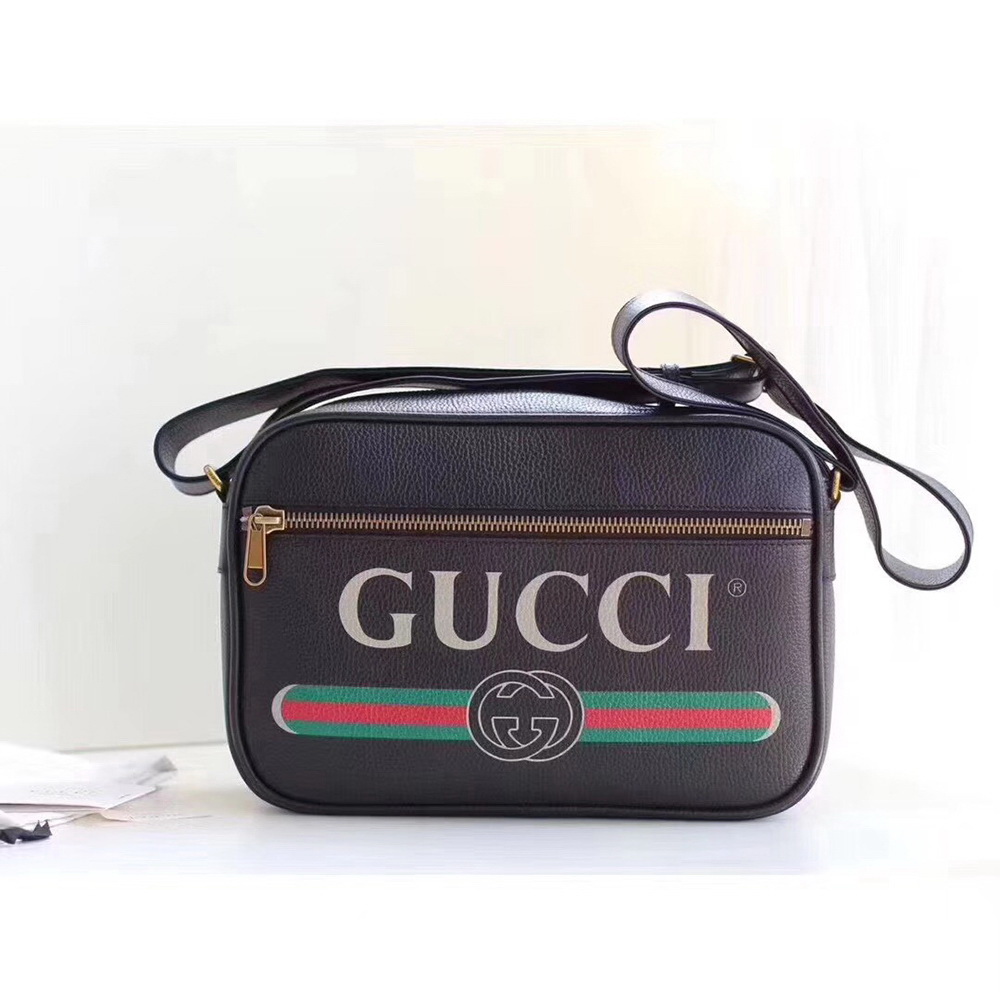 G Print Shoulder Bag with Vintage Logo in BLack Leather(33x22x9cm)