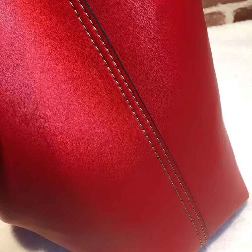 G Reversible GG Medium Tote(Red Leather)