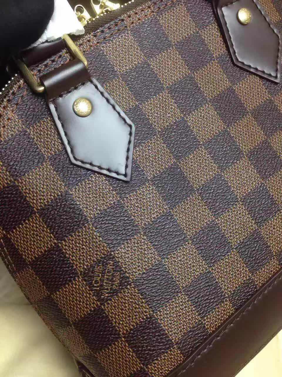 LV Alma BB Dual-use hand bag