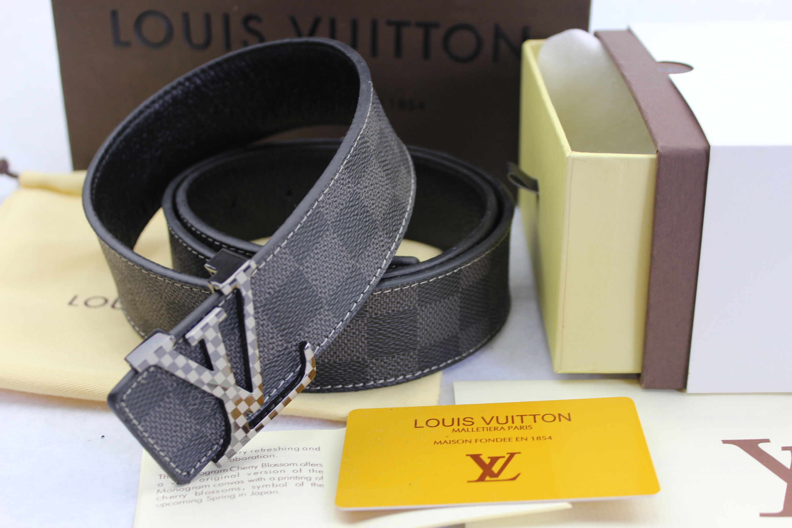 LV Belt 1:1 Quality-917