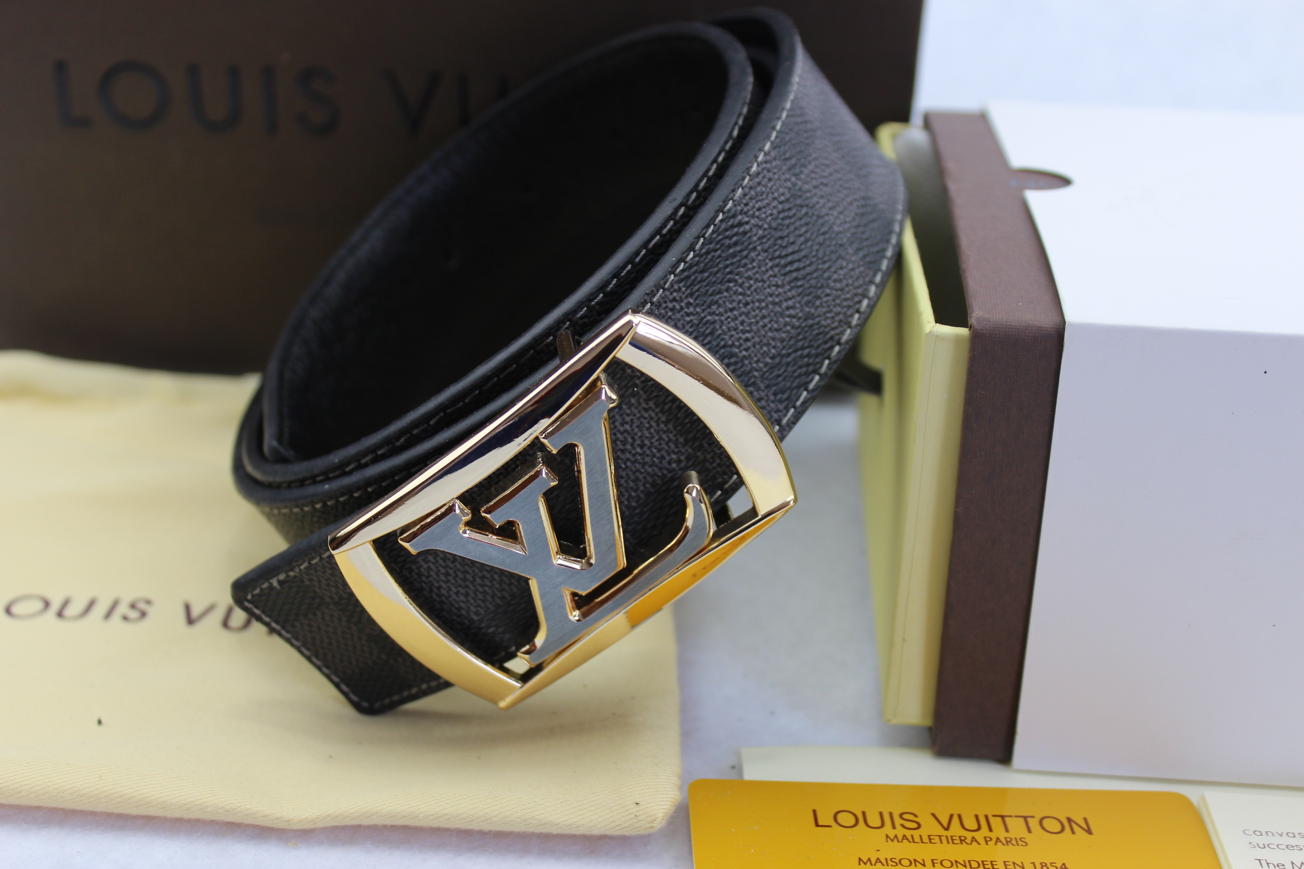 LV Belt 1:1 Quality-919