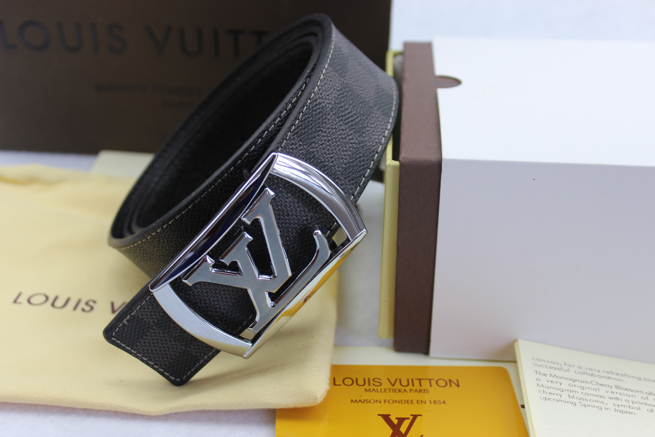 LV Belt 1:1 Quality-920