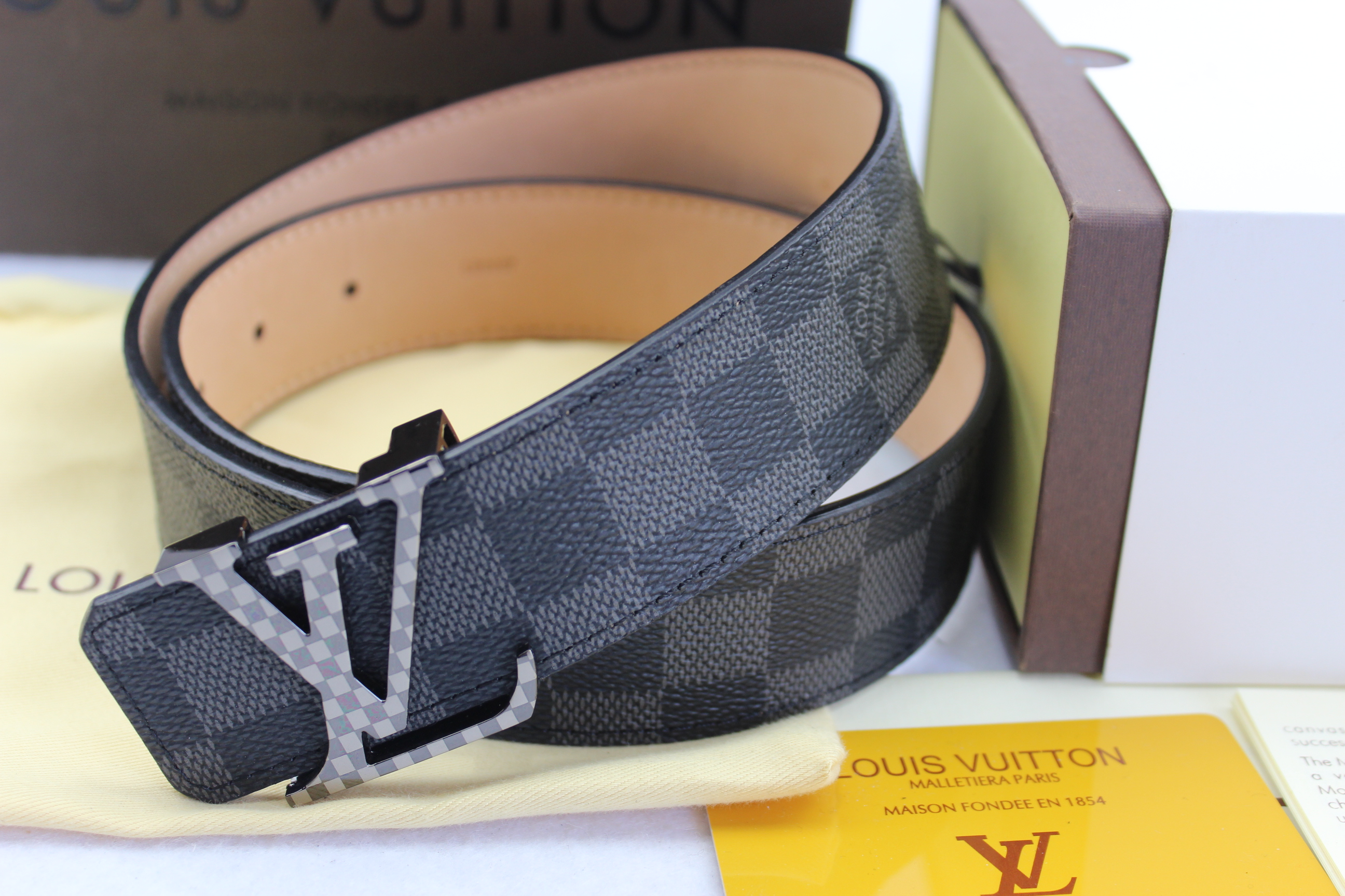 LV Belt 1:1 Quality-921