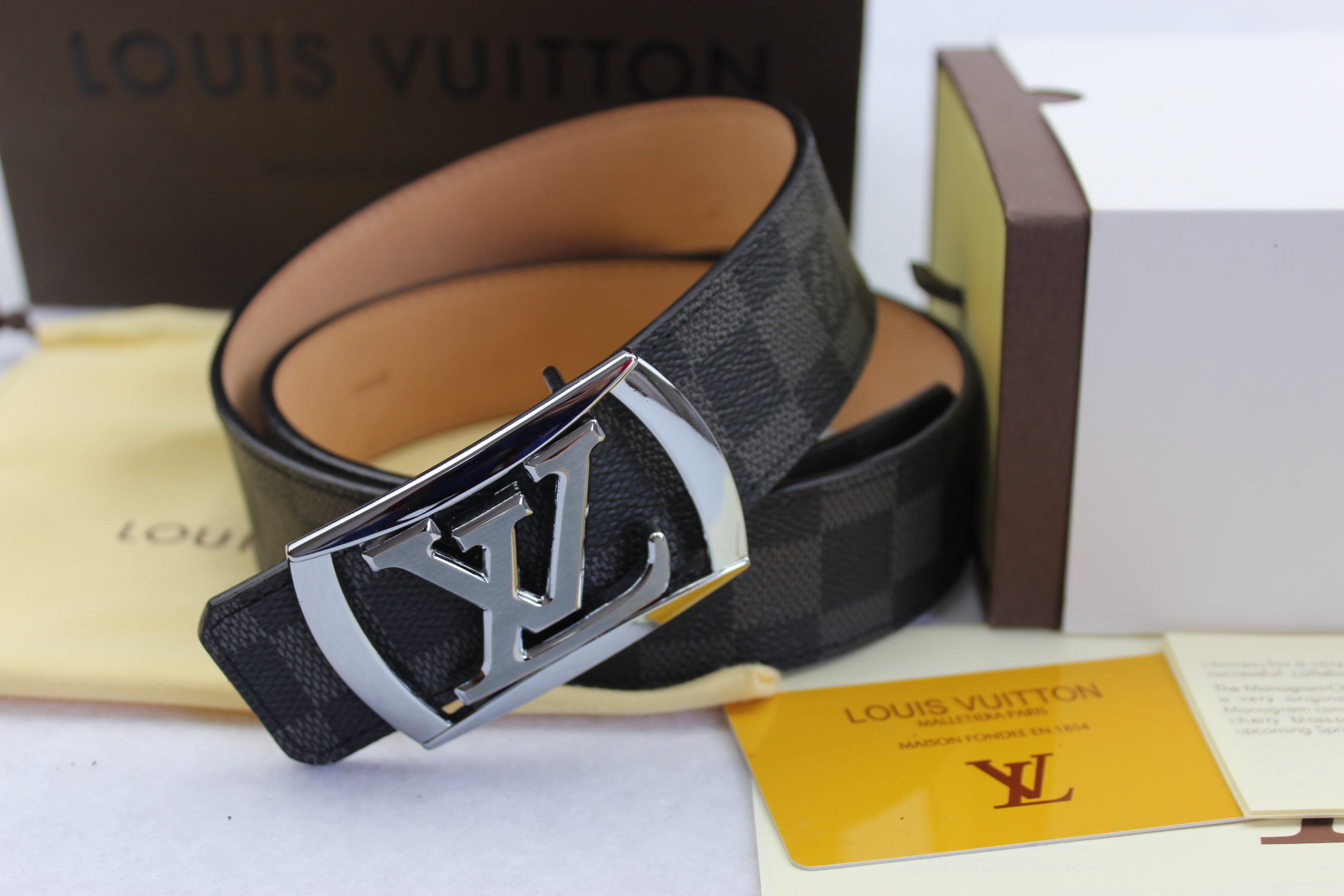 LV Belt 1:1 Quality-923