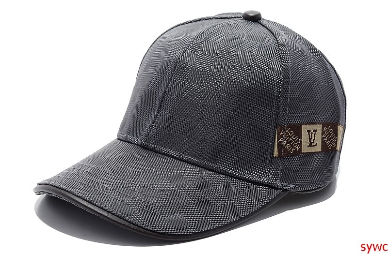 LV Hats-074