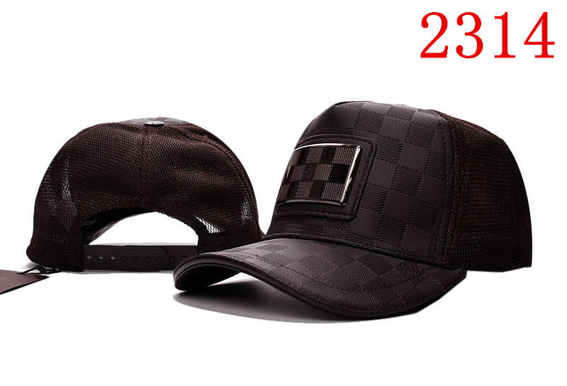 LV Hats-155