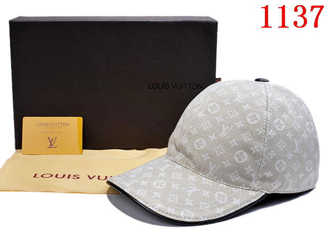 LV Hats AAA-054