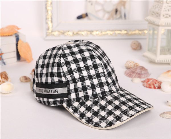 LV Hats AAA-118