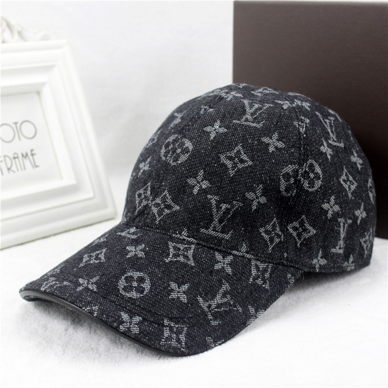 LV Hats AAA-131