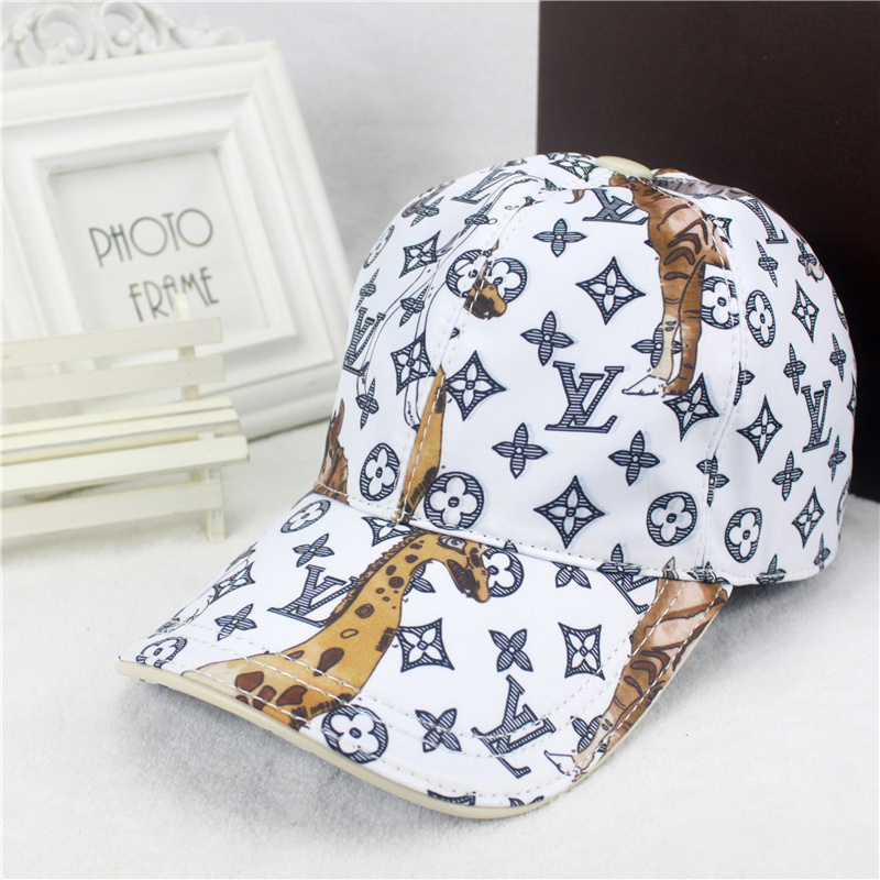 LV Hats AAA-142