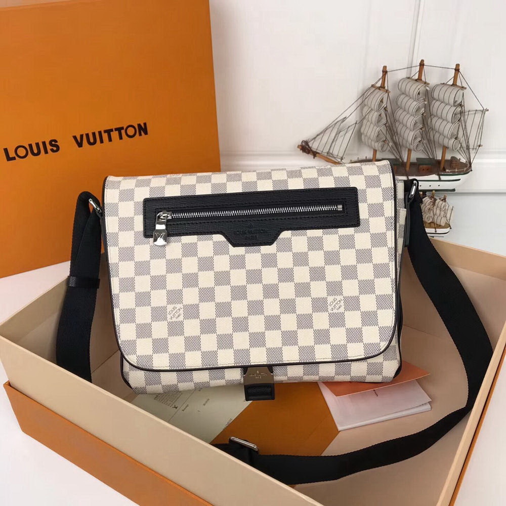 LV Matchpoint Messenger N40019