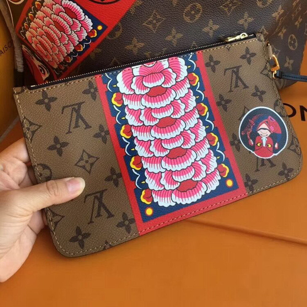 LV Neverfull Tote