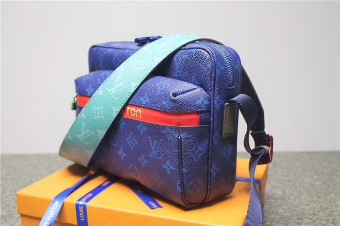 LV Pacifique monogram messenger pm