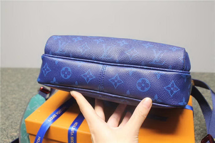 LV Pacifique monogram messenger pm