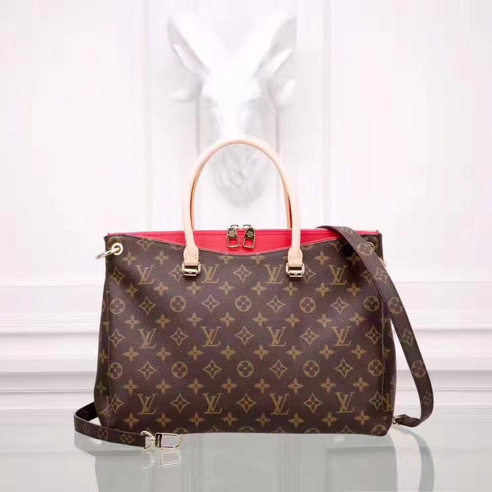 LV Shoulder bags