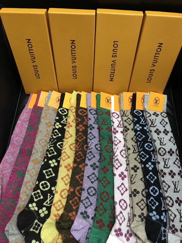 LV Socks-001