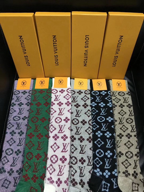 LV Socks-001