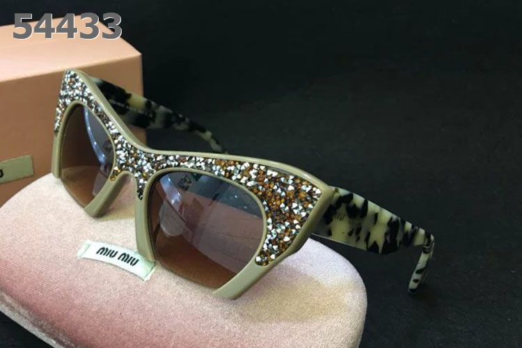 Miu Miu Sunglasses AAAA-619