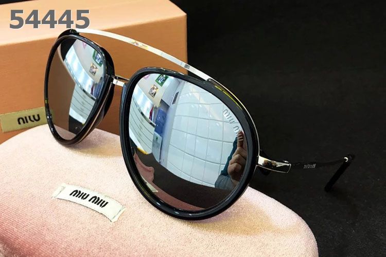 Miu Miu Sunglasses AAAA-631