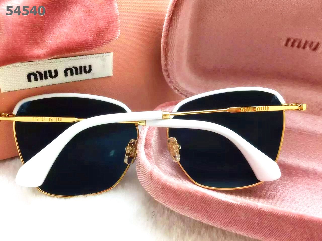 Miu Miu Sunglasses AAAA-658