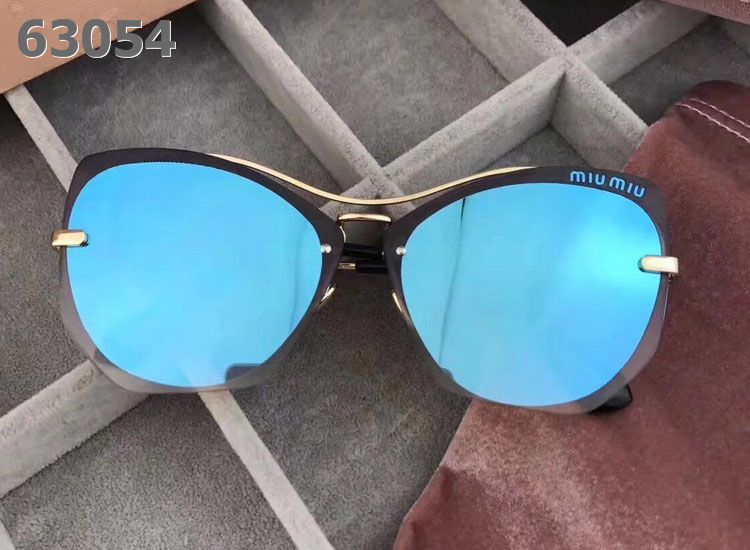 Miu Miu Sunglasses AAAA-896