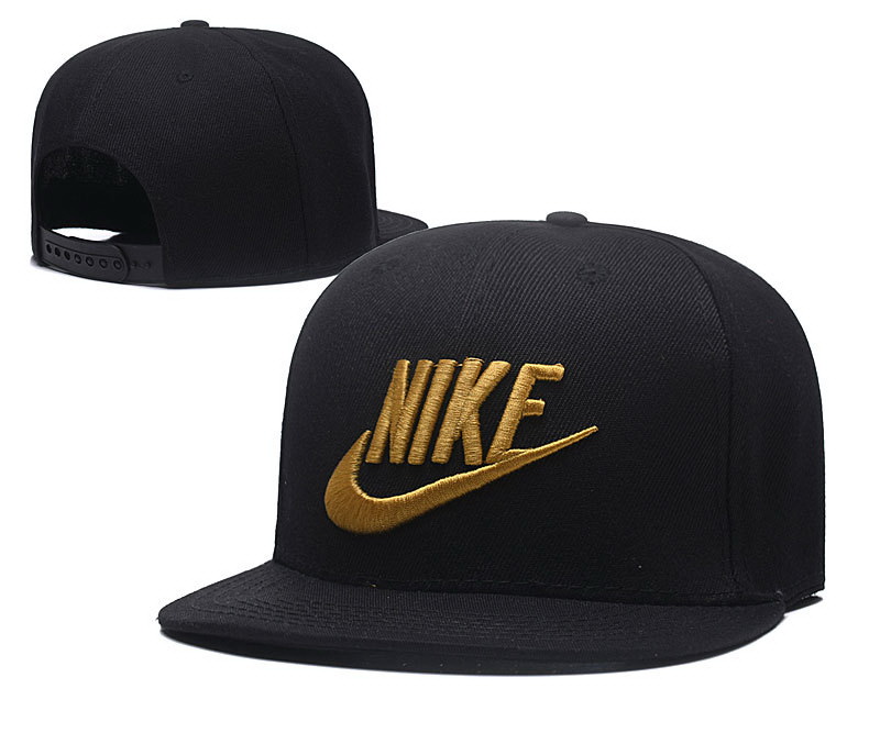 Nike Snapbacks-101