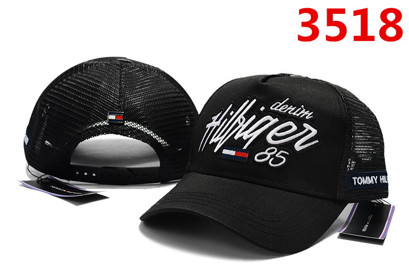 TOMMY HILFIGER Hats-104