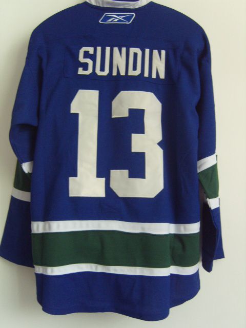 Vancouver Canucks jerseys-003