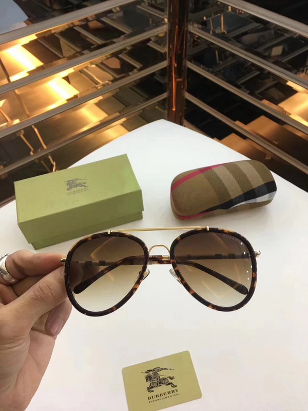 Burberry Sunglasses AAAA-017